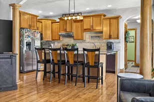 1795 Gateway Meadows Ln, Neenah, WI 54956 - Photo 10