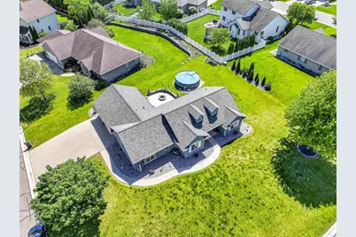 1795 Gateway Meadows Lane, Neenah, WI 54956 - Photo 48