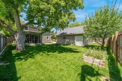 1932 Maplecrest Drive, Appleton, WI 54915 - Photo 36