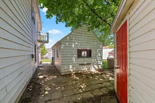 1120 N Badger Ave, Appleton, WI 54914 - Photo 12