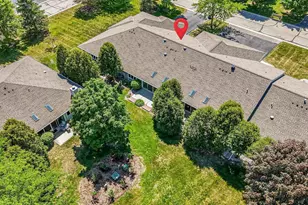 11014 Mequon Square Dr, Mequon, WI 53092 - Photo 38