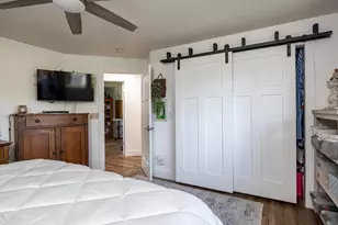 W2593 Colonial Ct, Appleton, WI 54915 - Photo 16
