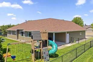 N1903 Swanee Cir, Greenville, WI 54942 - Photo 56