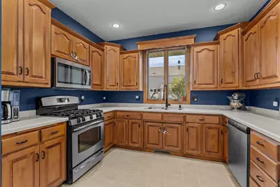3497 Rosenberry Court, Appleton, WI 54914 - Photo 6