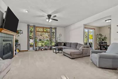 3497 Rosenberry Court, Appleton, WI 54914 - Photo 4