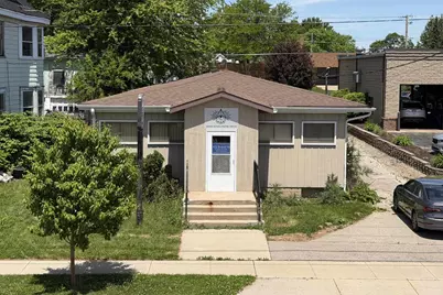 422 Broad Street, Menasha, WI 54952 - Photo 2