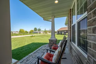 2841 Tambour Trl, De Pere, WI 54115 - Photo 58