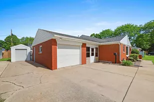 906 Bluebird St, De Pere, WI 54115 - Photo 62