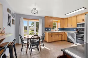 906 Bluebird St, De Pere, WI 54115 - Photo 12