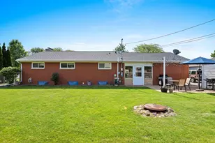 906 Bluebird St, De Pere, WI 54115 - Photo 42