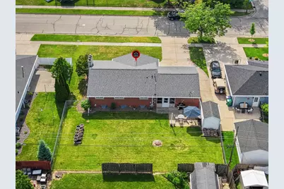 906 Bluebird Street, De Pere, WI 54115 - Photo 48
