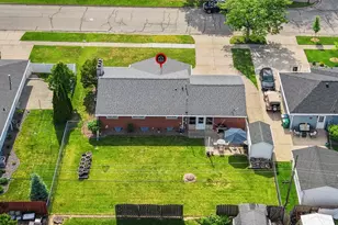 906 Bluebird St, De Pere, WI 54115 - Photo 48