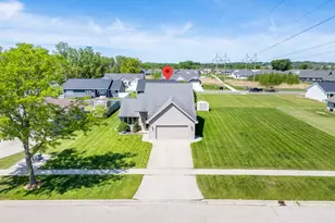 305 Spencer St, Green Bay, WI 54303 - Photo 4