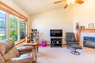 305 Spencer St, Green Bay, WI 54303 - Photo 8