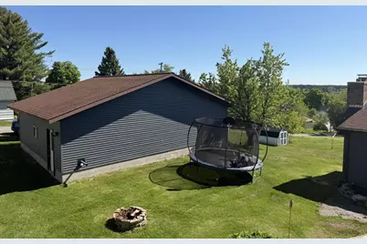 208 Michigan Avenue, Crystal Falls, MI 49920 - Photo 4