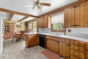 430 W Redwood Pl, Sturgeon Bay, WI 54235 - Photo 14