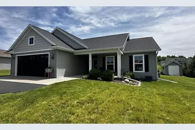 2300 Mayek Drive, Waupaca, WI 54981 - Photo 2