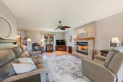 W6108 Long Court, Appleton, WI 54914 - Photo 18