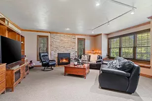 2861 Crosshaven Ave, Green Bay, WI 54313 - Photo 24