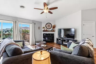 2361 E Plank Circle #D, Appleton, WI 54915 - Photo 18