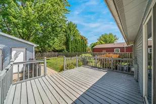 1605 Thornton Dr, Oshkosh, WI 54904 - Photo 28