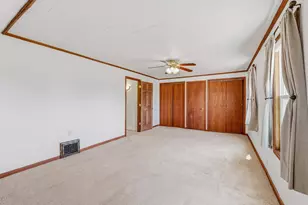 940 W 6th Ave, Oshkosh, WI 54902 - Photo 24