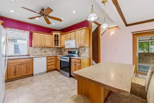 940 W 6th Ave, Oshkosh, WI 54902 - Photo 10