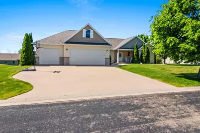 N2283 Cornhusk Drive, Greenville, WI 54942 - Photo 2
