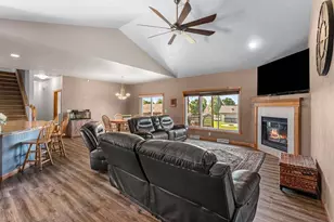 N2283 Cornhusk Dr, Greenville, WI 54942 - Photo 6