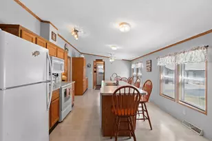 N9679 Nesters Rd, Crivitz, WI 54114 - Photo 8