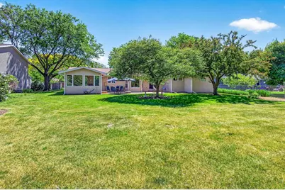 708 Yorkshire Road, Neenah, WI 54956 - Photo 52