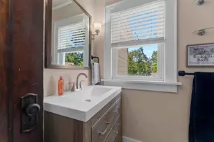 889 Dousman St, Green Bay, WI 54303 - Photo 30