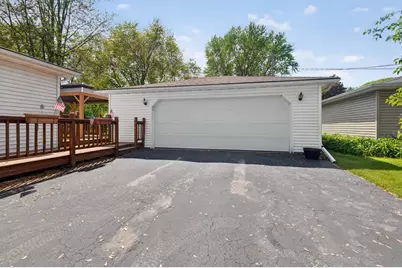 1000 Deerfield Avenue, Menasha, WI 54952 - Photo 22