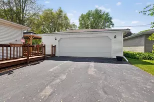 1000 Deerfield Ave, Menasha, WI 54952 - Photo 22