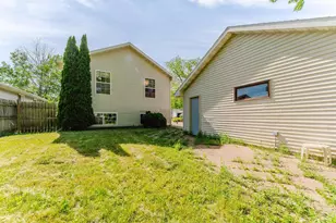 1250 Conrad St, Oshkosh, WI 54904 - Photo 28