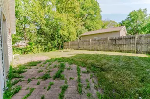 1250 Conrad St, Oshkosh, WI 54904 - Photo 30