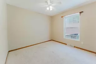 1250 Conrad St, Oshkosh, WI 54904 - Photo 12