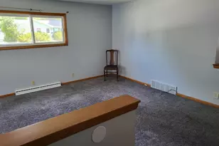 190 Prairie Ct, Fond du Lac, WI 54935 - Photo 4