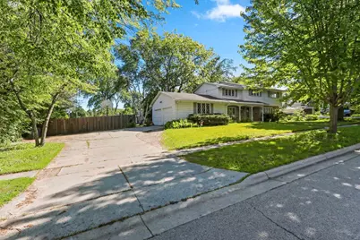 120 Iroquois Avenue, Green Bay, WI 54301 - Photo 68