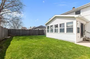 241 Sunset Dr, Menasha, WI 54952 - Photo 32
