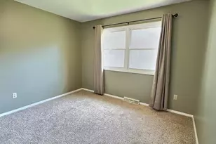 1743 Oshkosh Ave, Oshkosh, WI 54902 - Photo 12