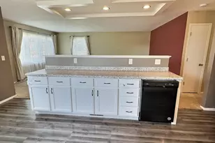 1743 Oshkosh Ave, Oshkosh, WI 54902 - Photo 10