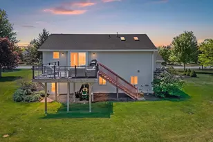 3054 Seafarer Way, Suamico, WI 54173 - Photo 2