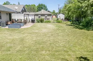 1504 Smith St, New London, WI 54961 - Photo 48