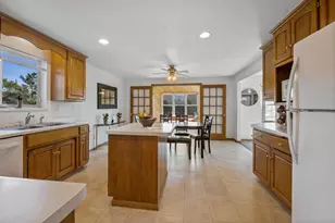 1773 Briarwood Ct, De Pere, WI 54115 - Photo 12
