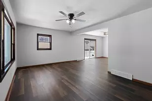 809 N Durkee St, Appleton, WI 54911 - Photo 4
