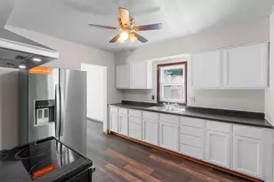 809 N Durkee St, Appleton, WI 54911 - Photo 10