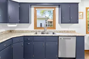 415 E 16th St, Kaukauna, WI 54130 - Photo 16