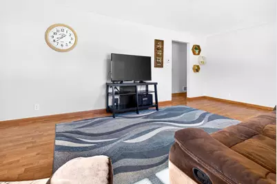 415 E 16th Street, Kaukauna, WI 54130 - Photo 4