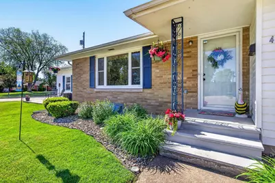 415 E 16th Street, Kaukauna, WI 54130 - Photo 2